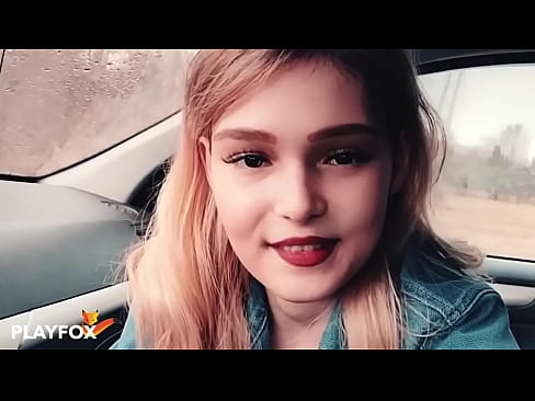 ❤️ Una ragazza sexy succhia con gioia a carta di sconto ❌ Video anale à noi